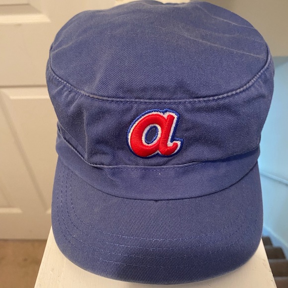 Atlanta Braves Women\'s MLB Team Apparel Cooperstown collection Fitted Cadet Hat main image 7